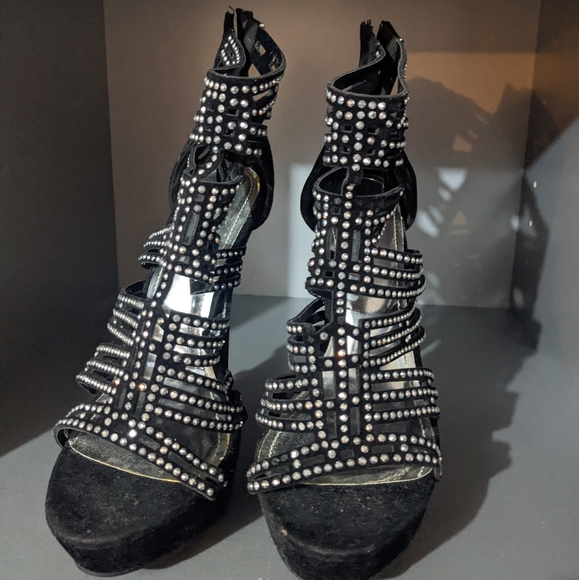 Sequin black pumps - Picture 2 of 5